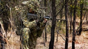 soldier-australian-army-sniper-camouflage-forest